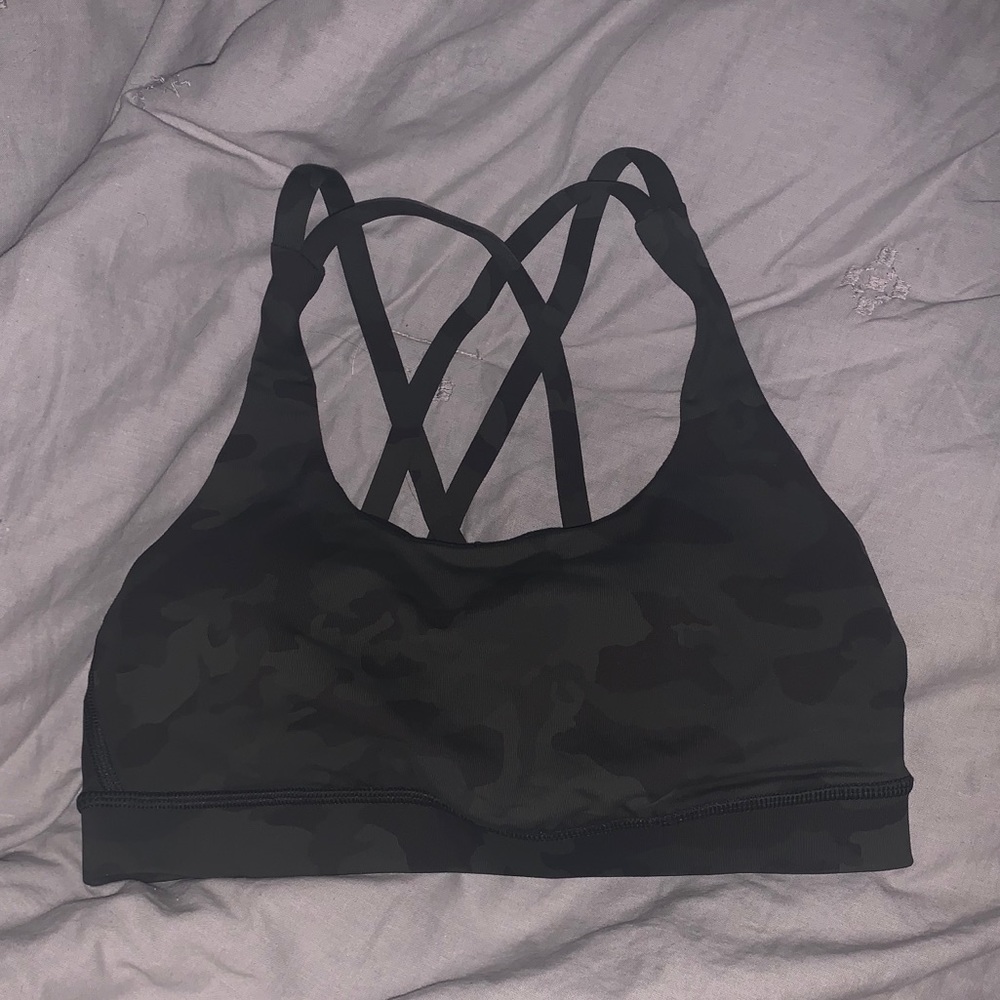 NWOT Camo lululemon sports bra